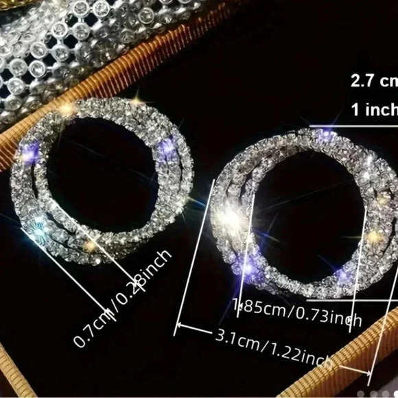 Sparkling Rhinestone Hoop Earrings - Picture 5 of 5